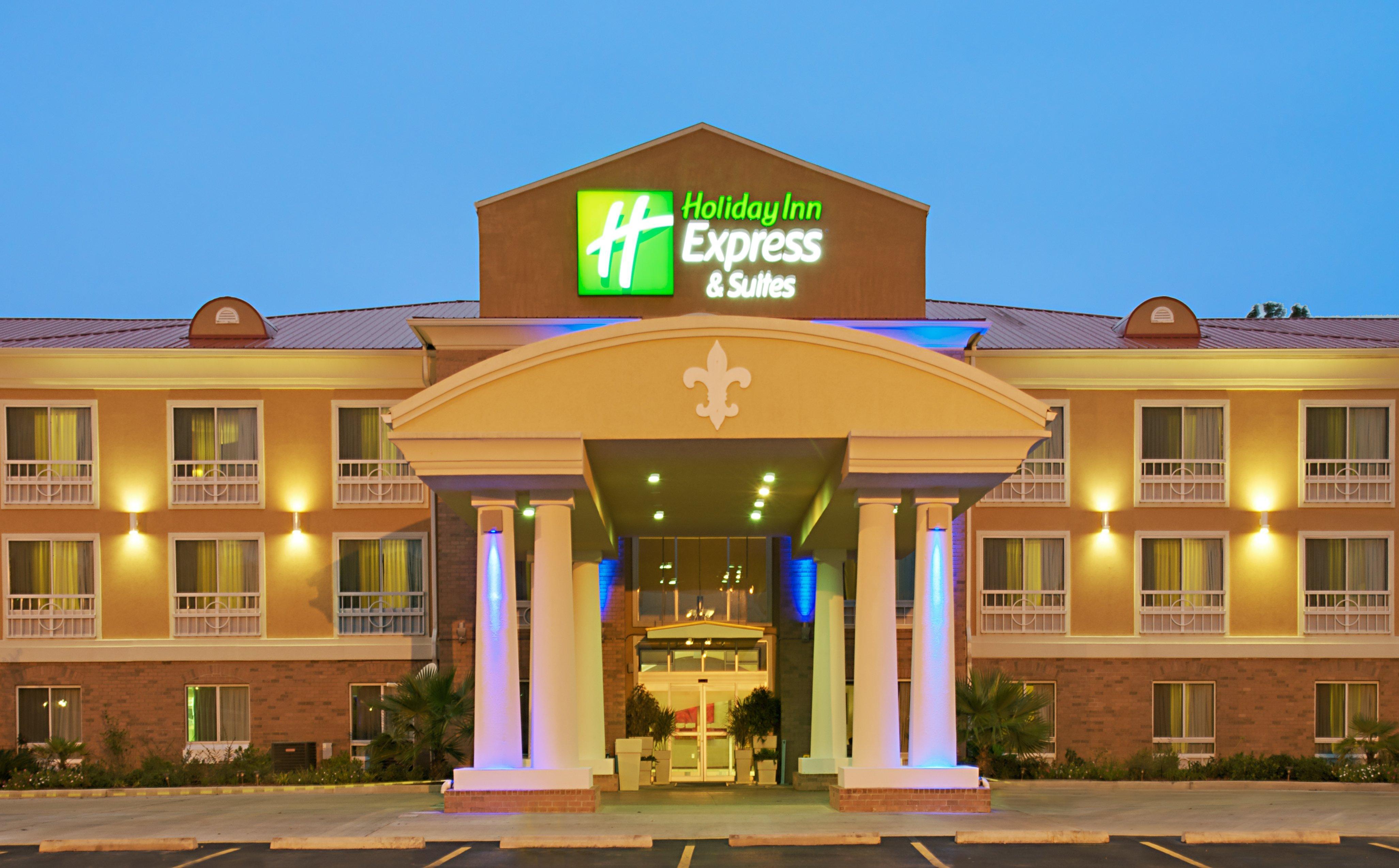 Holiday Inn Express & Suites Alexandria, An Ihg Hotel Bagian luar foto